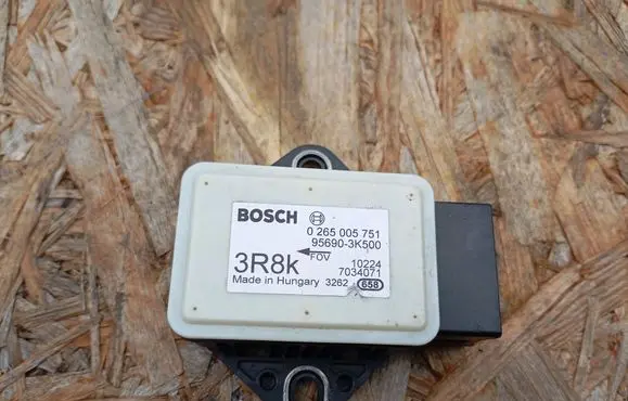 Hyundai i30 ESP acceleration yaw rate sensor 0265005751 956903K500