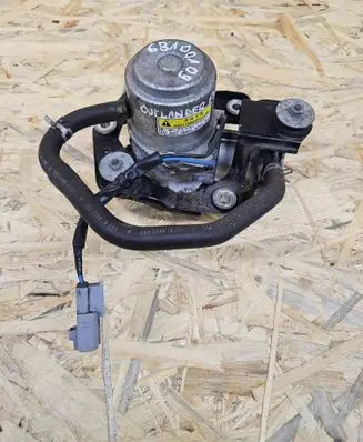 Mitsubishi Outlander Vacuum pump