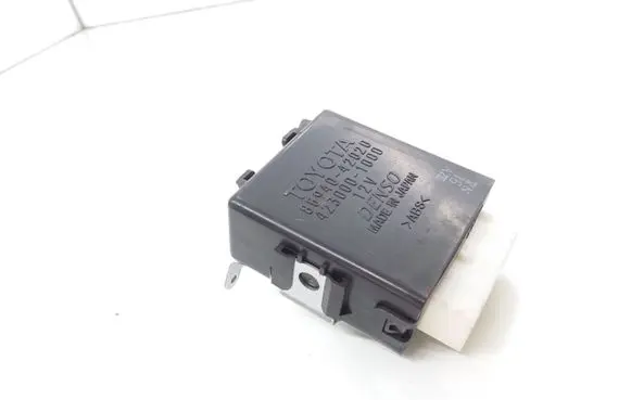 Toyota RAV 4 (XA30) Window wiper relay 8594042020 4230001000