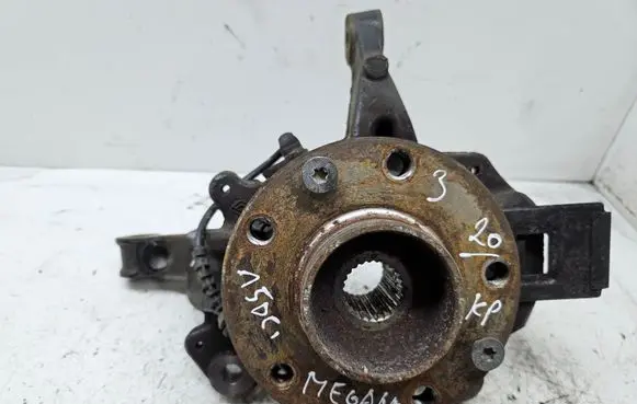 Renault Megane III Front wheel hub