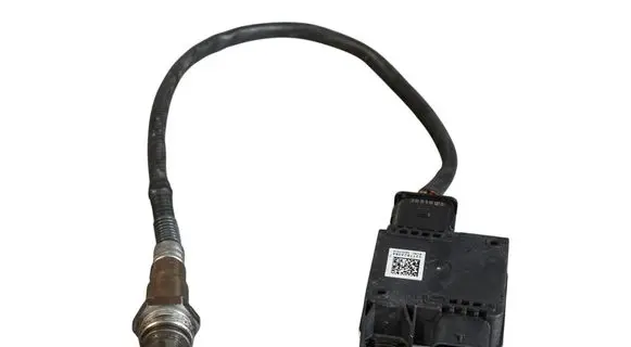 Mercedes-Benz Sprinter W907 W910 Lambda probe sensor A0009050608