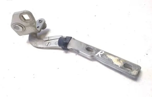 Audi A2 Tailgate/trunk/boot hinge 8Z0827300A