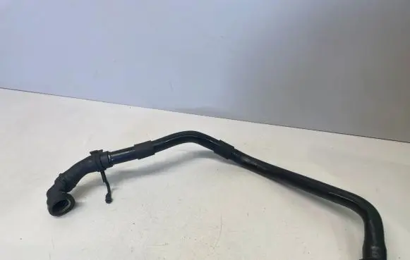Breather/breather pipe/hose