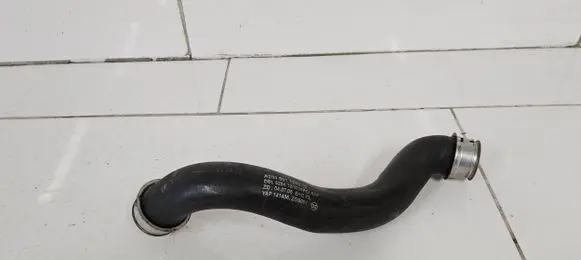 Mercedes-Benz E A207 Engine coolant pipe/hose A2045011582 6254123038