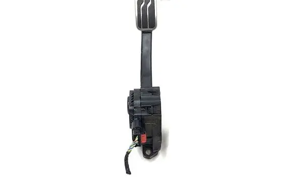 Ford Edge II Accelerator throttle pedal E1GC9F836LB