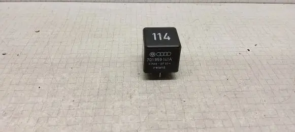 Seat Alhambra (Mk1) Other relay 701959141A 899581SHO