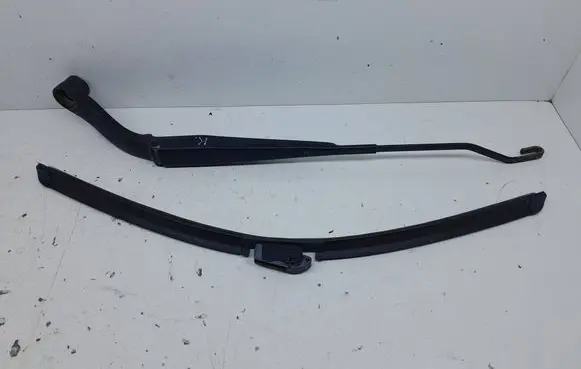 SsangYong Korando Front wiper blade arm