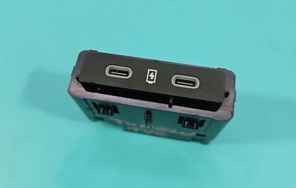 Dacia Duster III USB socket connector 284H31069RA IMPRK1569692