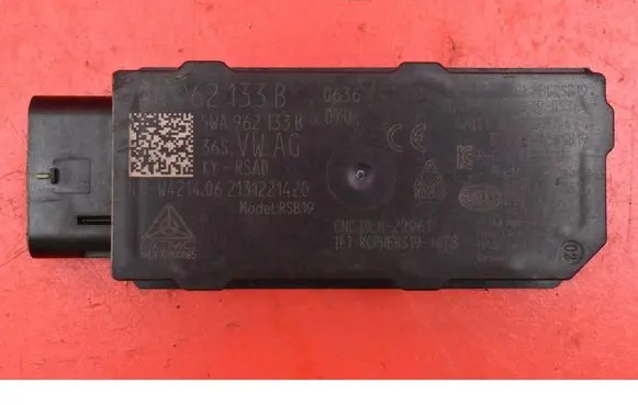 Skoda Octavia 985 Sound amplifier 5WA962133B