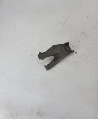 BMW 5 E34 Radiator mount bracket 1709332