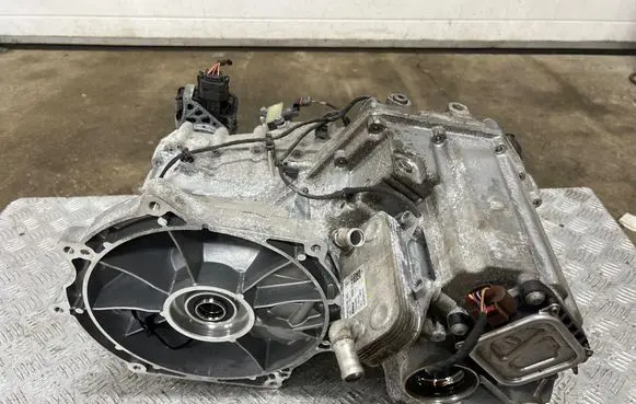 Porsche Taycan 9J1 Electric car motor 0ME300041B 0ME317020 0ME321247C