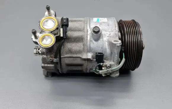 Jaguar XF X250 Air conditioning (A/C) compressor (pump) CX2319D629EA CX2319D629