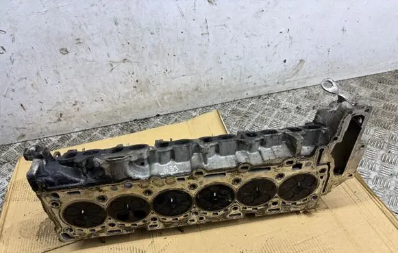 BMW X5 F15 Engine head 155732601 9099403