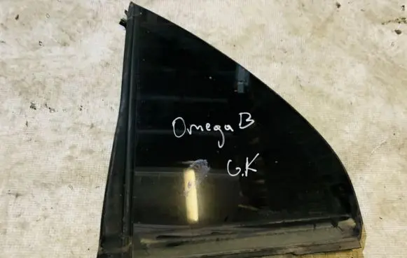 Opel Omega B1 Rear vent window glass 