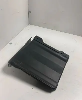 Volvo V70 Battery tray 31294078