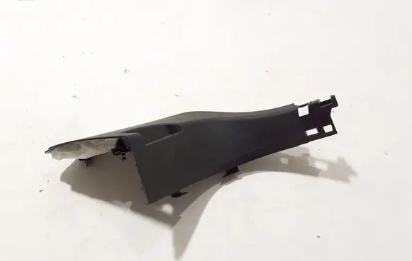 Renault 5 E-Tech Front sill trim cover 769121694R