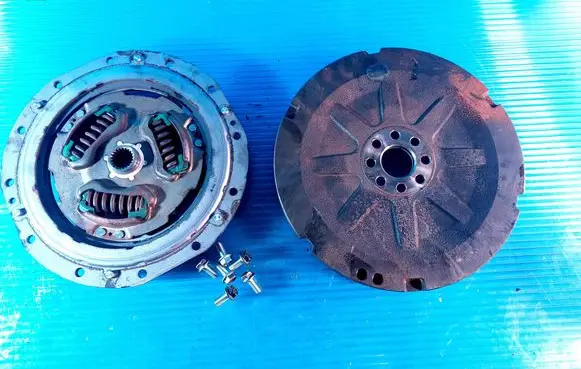 Toyota Corolla E210 E21 Clutch set kit 9C150579