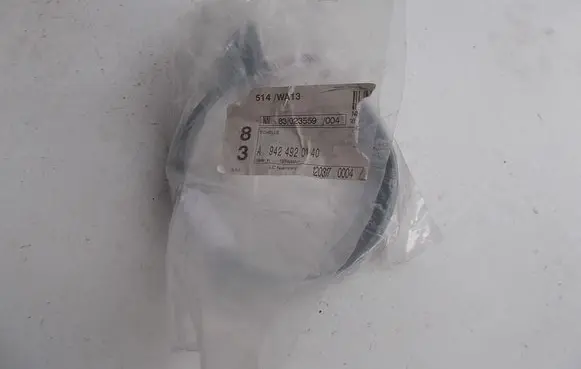 Mercedes-Benz C W203 Other trunk/boot trim element A9424920140