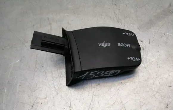 Ford Focus Multifunctional control switch/knob 758710 3M5T14K147