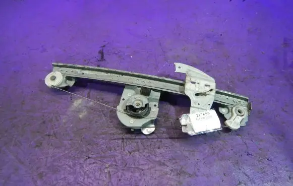 Citroen C1 Front door window regulator with motor 698200H020