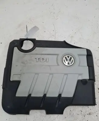 Volkswagen PASSAT B6 Engine cover (trim) 03L103925AE