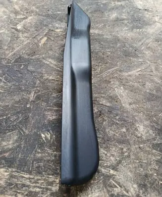 BMW 5 E60 E61 Front passenger seat rail trim 7068502 60829010 608290110