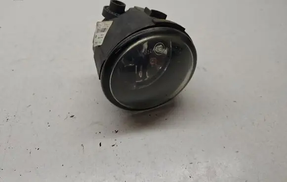 Infiniti QX70 S51 Front fog light 89490580 261508998B