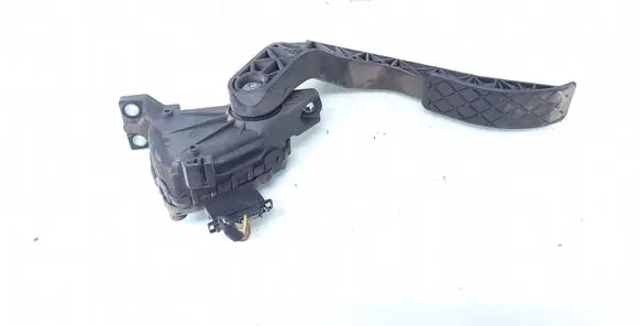 Audi A4 S4 B6 8E 8H Accelerator throttle pedal 8E1721523B