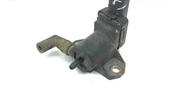 Vacuum valve
