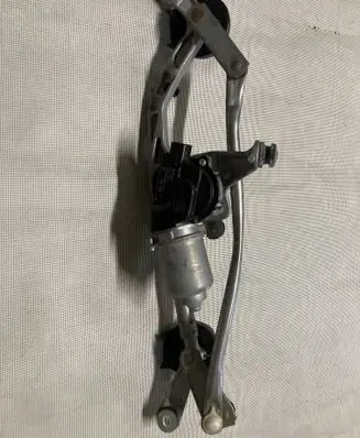 Toyota Auris E180 Front wiper linkage and motor 8511002340 1593003562