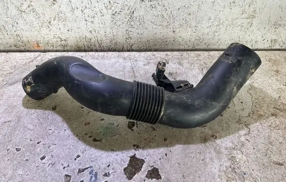 Citroen C5 Aircross Air intake hose/pipe 9820908580