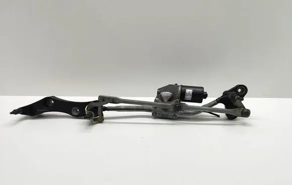 BMW 5 E60 E61 Front wiper linkage and motor 6987475 698747501 404822