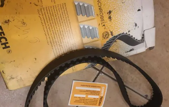 Audi 100 S4 C4 Timing belt CT755 124Z DAY242