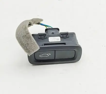 Volvo S90, V90 Tailgate/boot open switch button 31674800