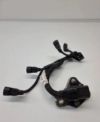 Toyota RAV 4 (XA50) Fuel injector wires 8212633050