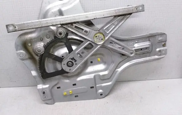 KIA Cerato Rear window lifting mechanism without motor 834802F020