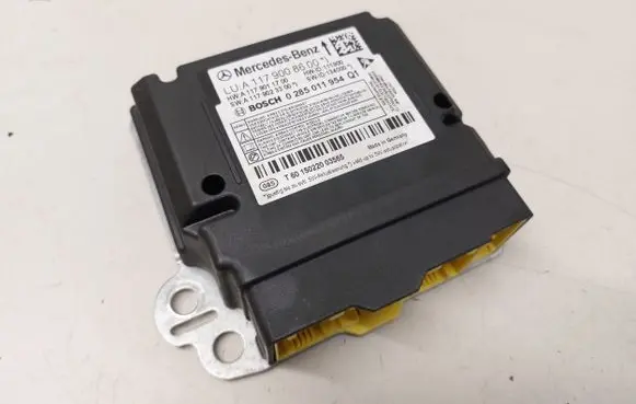 Mercedes-Benz A W176 Airbag control unit/module A1179008600