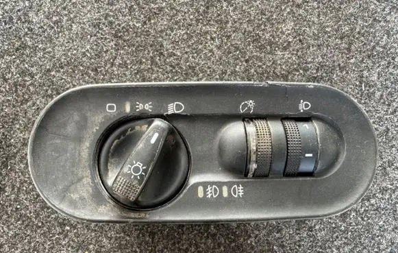 Seat Alhambra (Mk1) Light switch 7M1941531P 98504051557 13K196