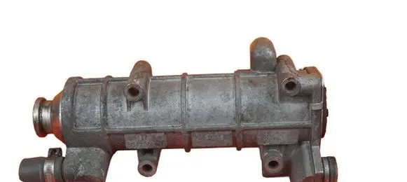 Iveco Massif EGR valve cooler 504136967 F1CE0481F