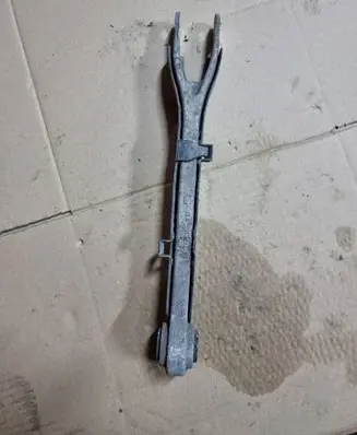 Mercedes-Benz C W204 Rear upper control arm/wishbone A2043520288
