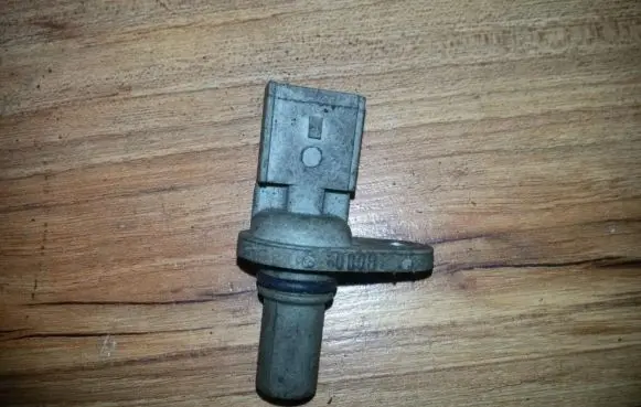 Ford Transit Camshaft position sensor 6c1112k073aa