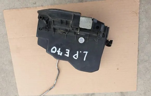 BMW X5 E70 Front door lock
