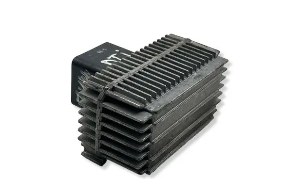 Opel Vectra B Glow plug pre-heat relay 90508974 51299001