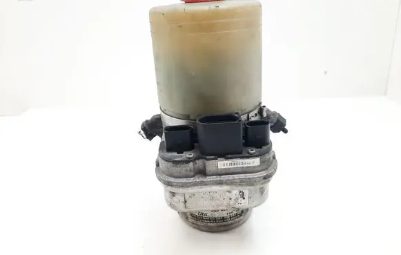 Volkswagen Polo IV 9N3 Power steering pump 6Q0423156M 6Q1423051AD 6Q2423051R