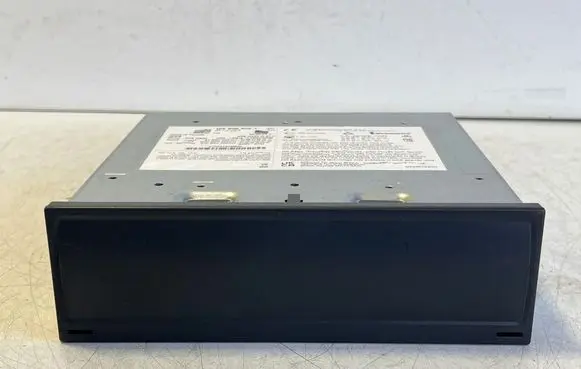 Cupra Born Radio/CD/DVD/GPS head unit 10E035820J 10E035820A