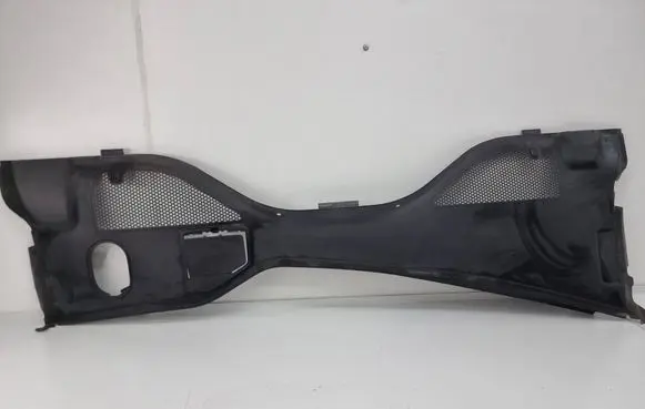 Audi A7 S7 4G Wiper trim 4G8819447