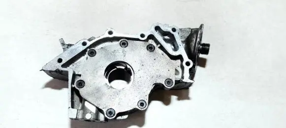 Ford Escort Oil pump 928m6604a2b