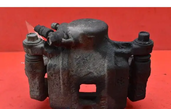 Opel Frontera B Rear brake caliper 