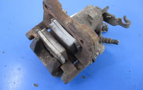 Seat Altea XL Rear brake caliper