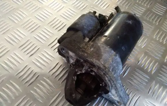 Toyota Yaris Starter motor 281000N010 0001107441